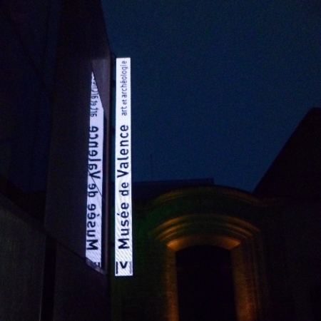 LED electronic display