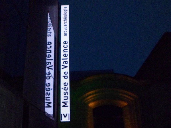 electronic graphic LED display