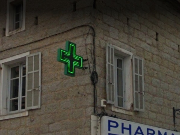 pharmacy led cross